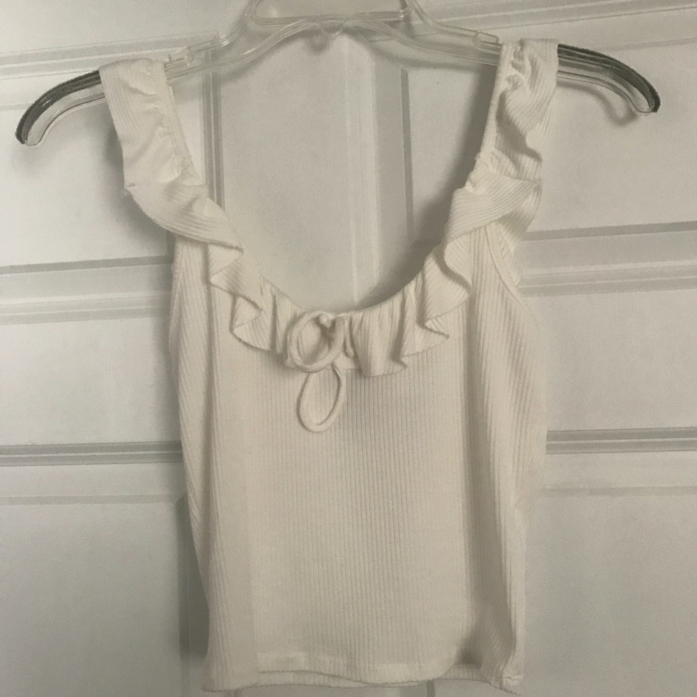 Forever 21 White Cropped Top